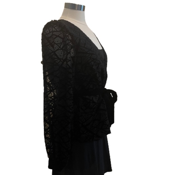 & Other Stories Velvet Burnout Wrap Blouse Size 8 - Picture 5 of 10